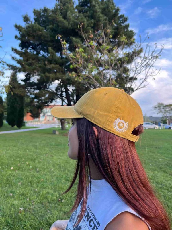 Gorra Vintage Amarilla - Imagen 2